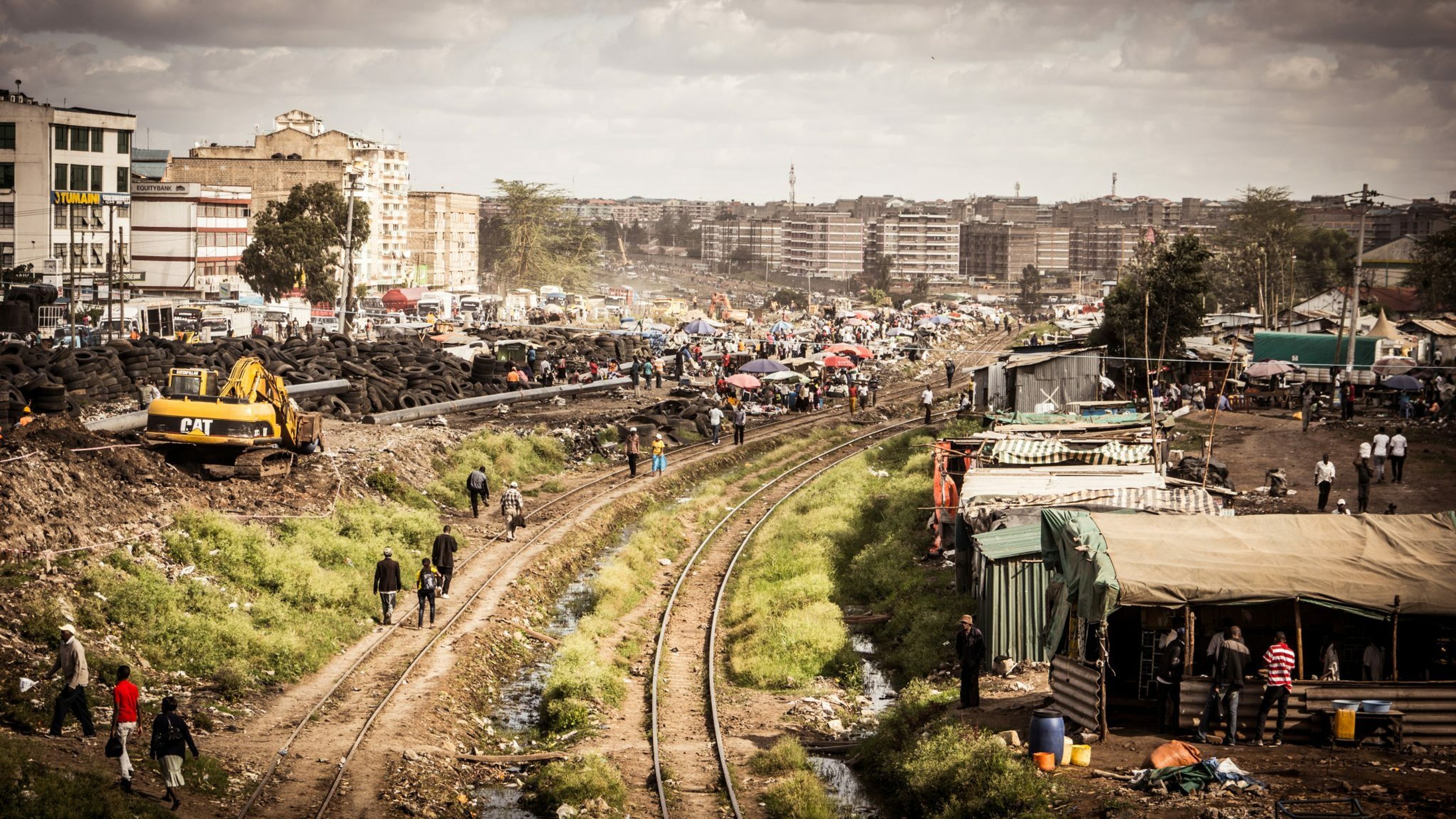 https://dwlq5braponyn.cloudfront.net/stadswijk-Nairobi-waar-RVR-doorloopt.jpg